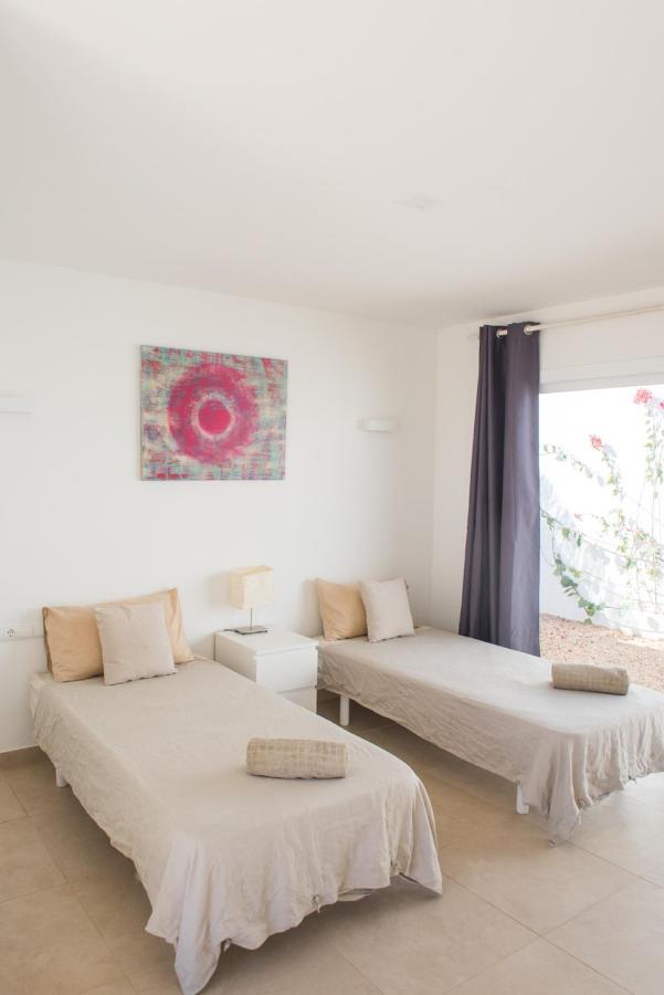 Casa Entera Sa Caleta!! Holiday home